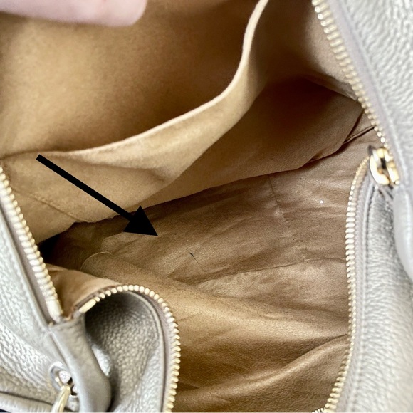 JIMMY CHOO Metallic Hobo Bag βοΈRARE COLORβοΈSALE β OFFERS WELCOMED β - Picture 12 of 16